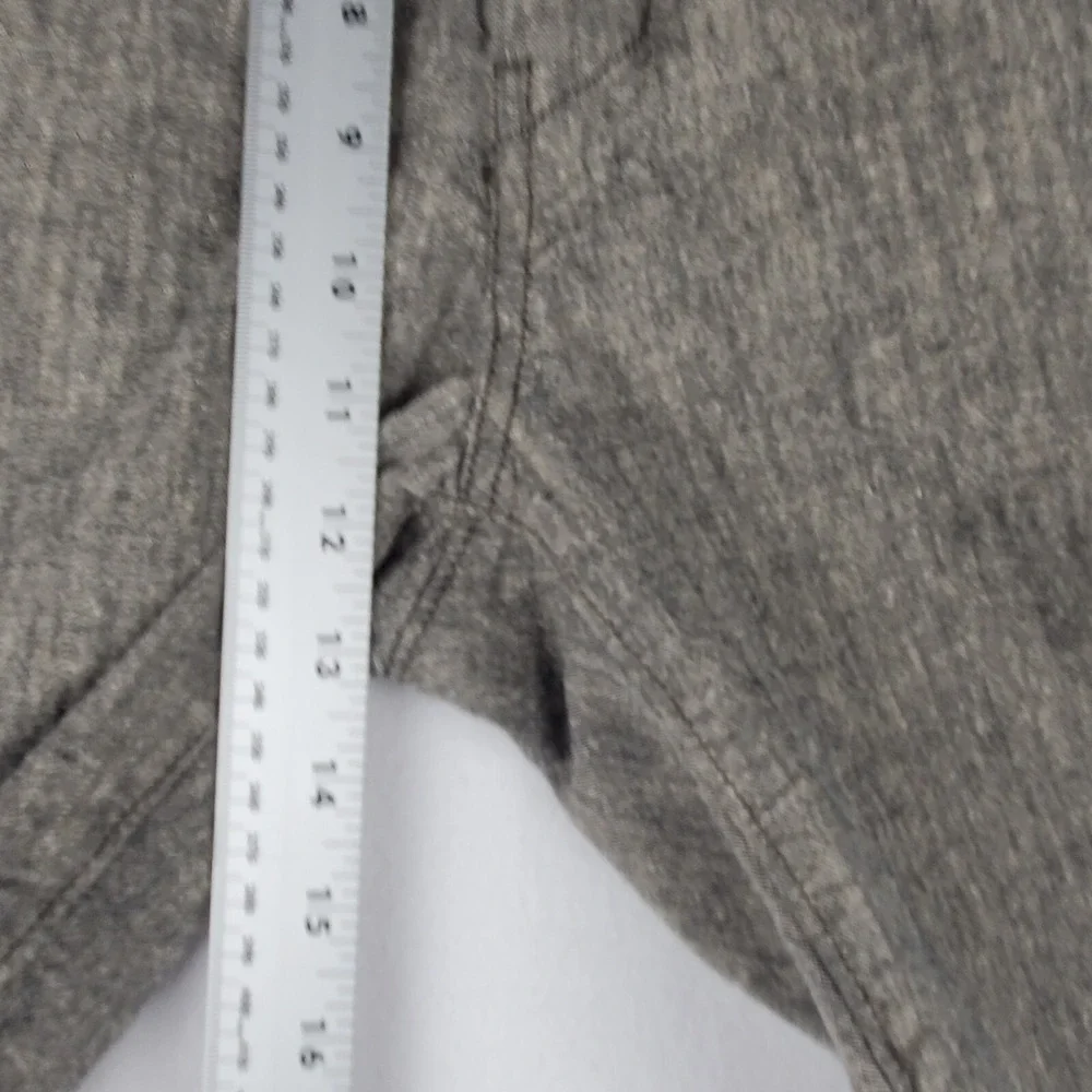Levi's Chino  Shorts Men's 36‎ Heather Gray Preppy Cotton Stretch Classic Fit